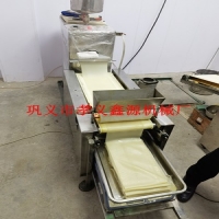 鞏義專(zhuān)業(yè)搟面皮機(jī)廠(chǎng)家新舊老款對(duì)比